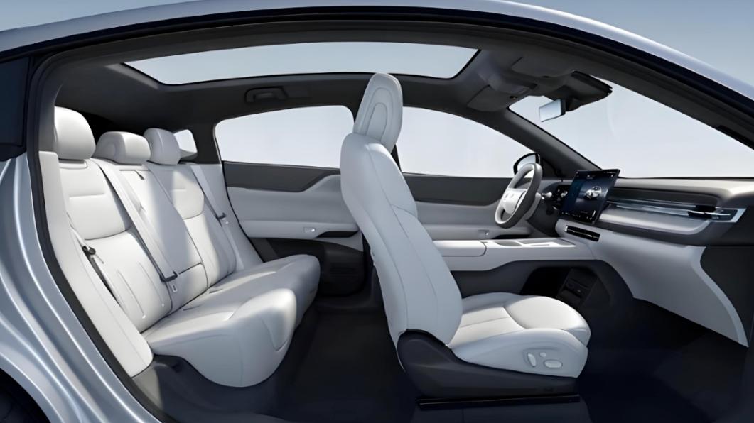 17万起售！小鹏新车周订单破2.5万！为何“卷王”频频霸屏？