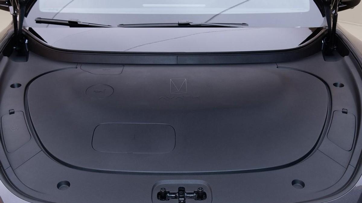 800V高压平台+1000公里续航，阿维塔即将来袭，卖多少钱能火？