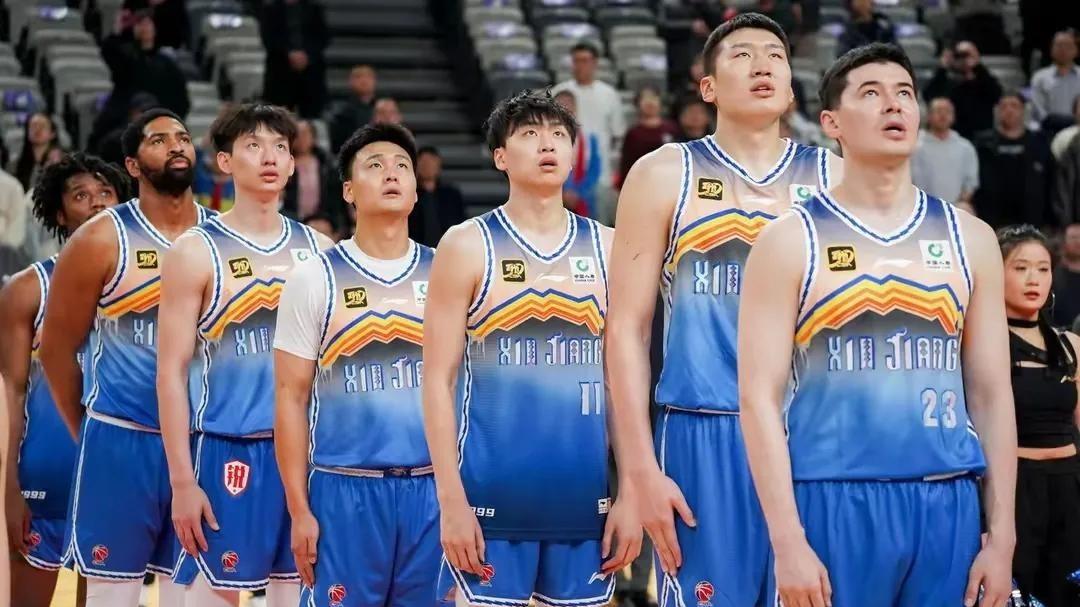 CBA收官战，悬念迭起，谁能笑到最后？