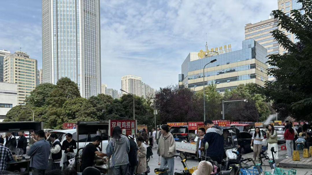 路边摊贵滴越来越脱离人民群众的生活了