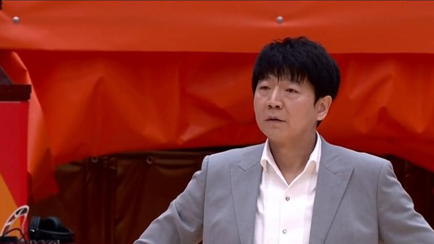 球迷动真格，曝山东高速男篮的球员再不作为要面临清洗！