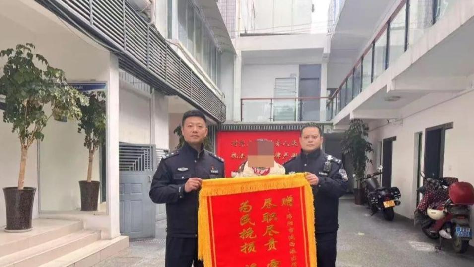 商场失窃案：潜伏四小时，盗走八万余元手机