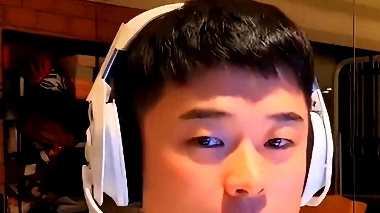 陈赫曾拉过鹿晗一把，可叹鹿晗还是没忍住！