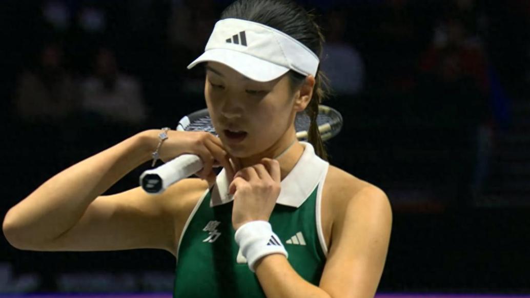 复仇时刻！王欣瑜直落两盘完胜斯瓦泰克，洲际对抗赛上演冷门逆袭