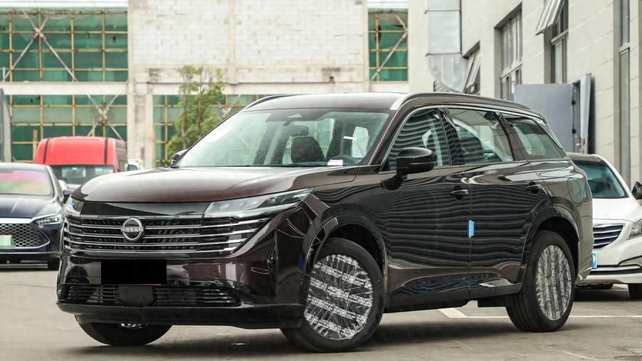 家庭出游SUV怎么选？这车惠后20万出头，三排都舒适