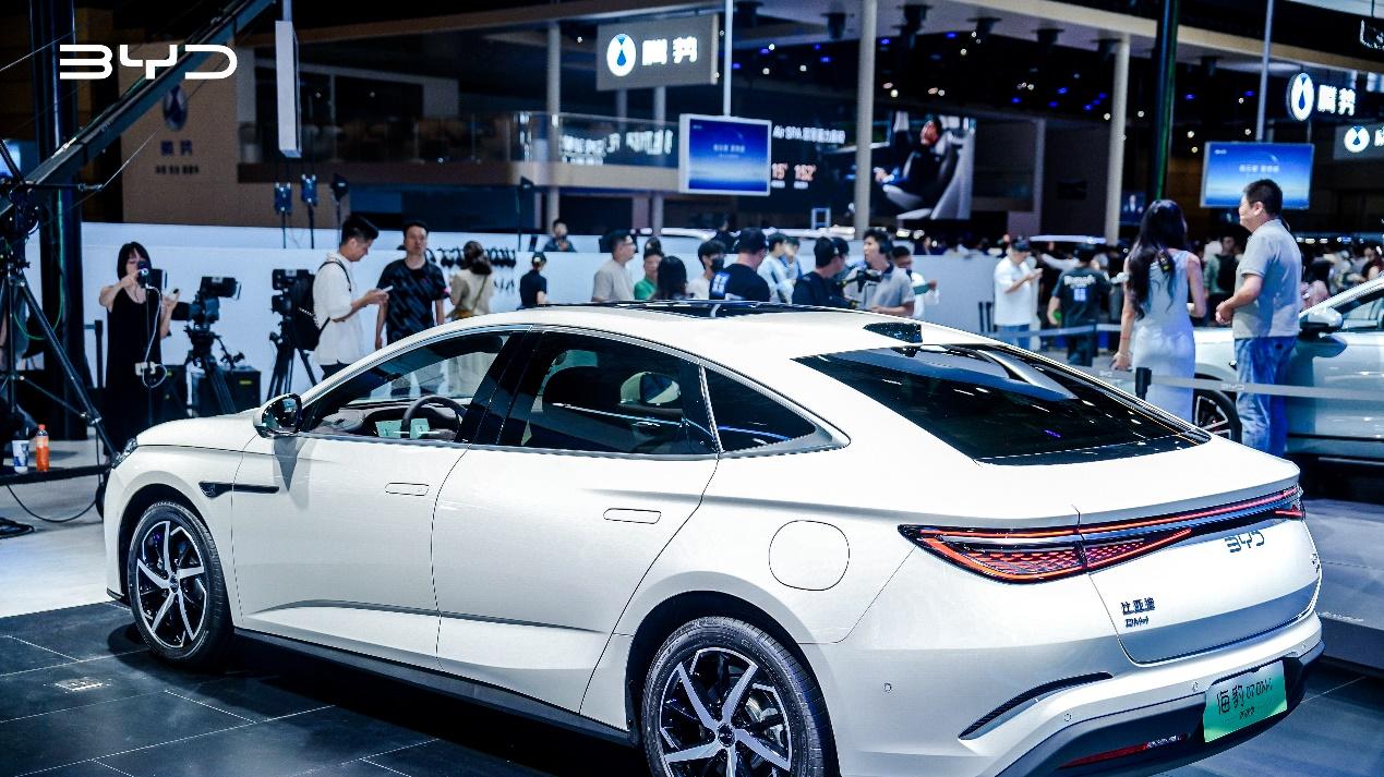 比亚迪2026款海豹07DM-i亮相成都车展，预计9月中旬正式上市