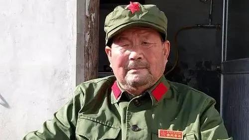 60岁以上的农村老兵都该吃低保？想法虽暖，但真没那么简单！