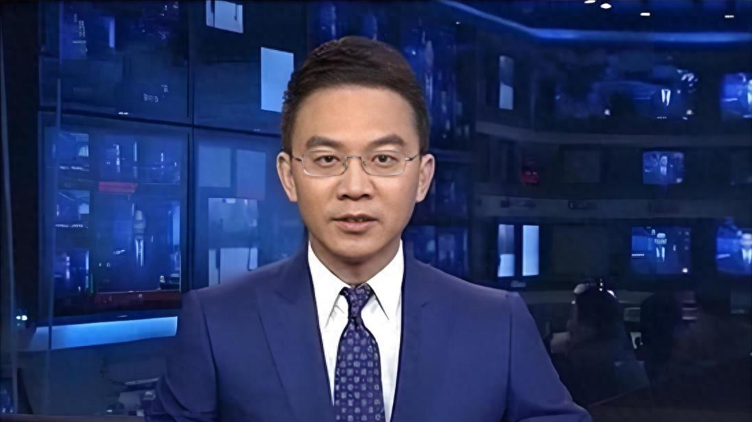 光鲜亮丽的背后：那些跌落神坛的央视主持人