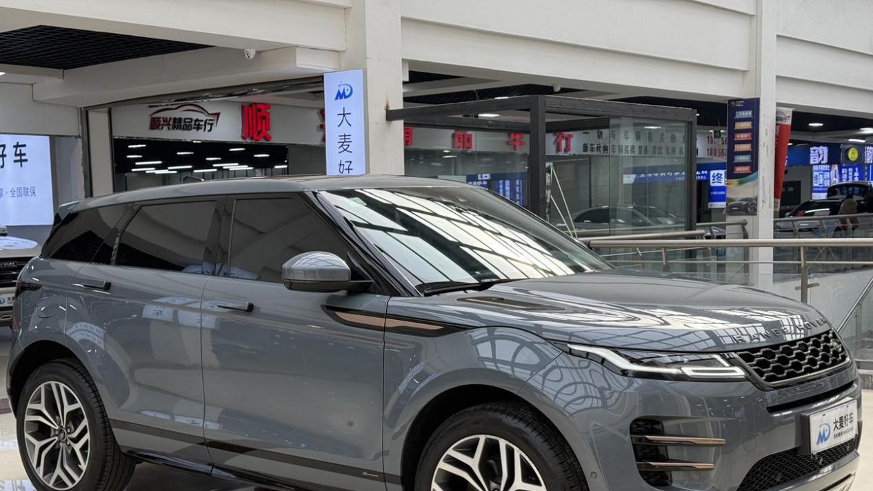 15万出头拿下3.5万公里路虎揽胜极光，轻混加持，运动更省油！