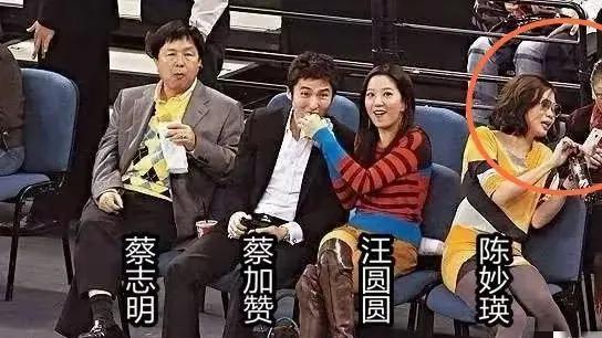 TVB前花旦近照曝光！52岁状态惊艳，豪宅曝光，一生充满传奇