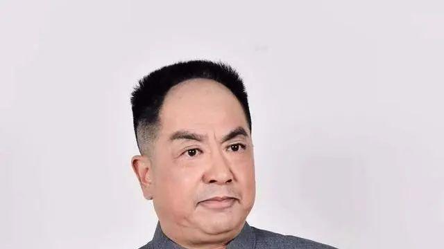 他是陈毅的大哥，黄埔军校毕业后，曾任蒋介石侍从官，寿至101岁