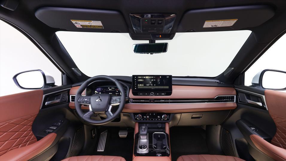 2025款三菱欧蓝德登场，内饰大升级！