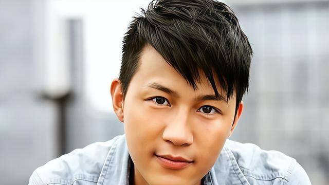 富二代男星被网民控诉，联合势力人士对其恐吓，已报警处理