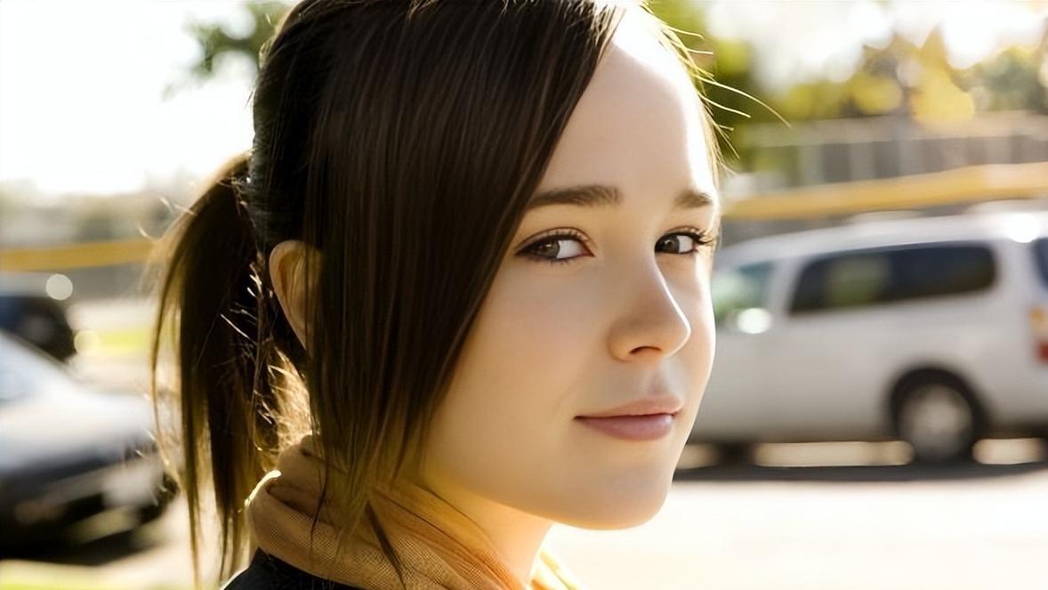 迷途知返？好莱坞“叛逆少女”的性别重置之路，引发了怎样的争议？