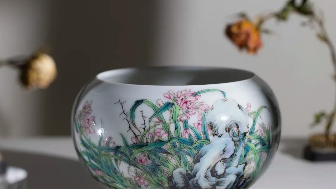 艺林藏珍·馨兰幽香三足水域