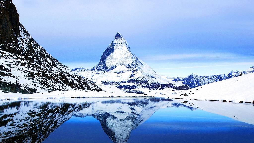 人这辈子的愚蠢，其实是这四个字