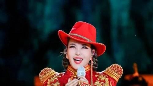 乌兰图雅换乐手遭自媒体乱带节奏 公司严正声明：合作关系自主 造谣将追责