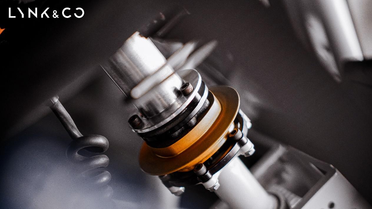 从赛道到耐力赛，全新领克03+TCR如何重新定义性能边界