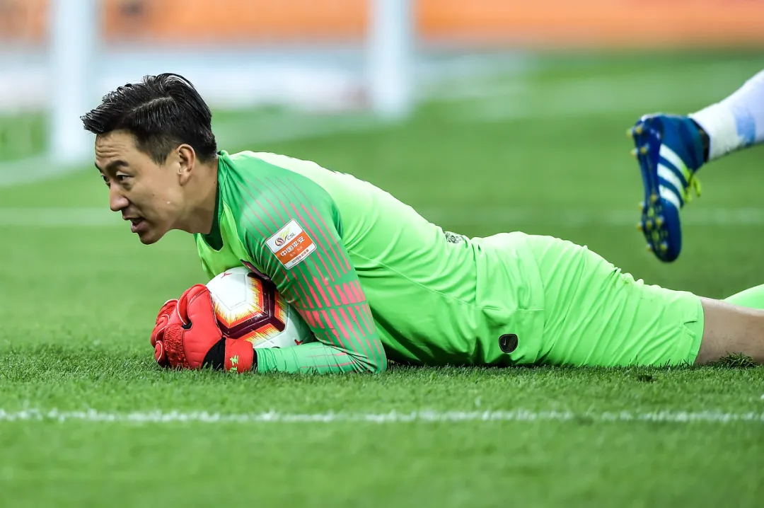 仅次于刘殿座！21岁门神赛季3次零封对手 6月能进国足吗？