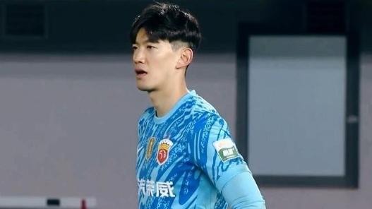 青岛西海岸3: 3逼平上海海港