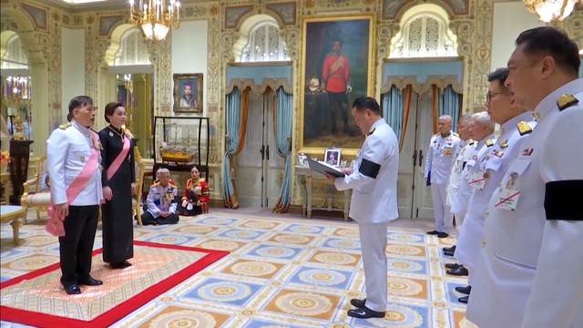 泰王的小妾卑微入骨！匍匐跪拜苏提达王后，嫡庶地位天差地别