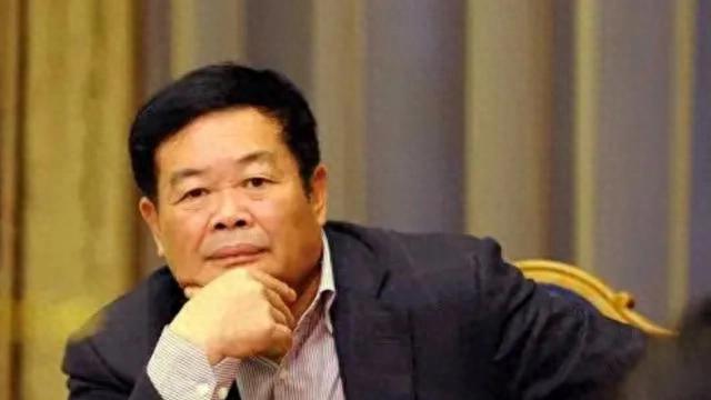 玻璃大王曹德旺的传奇人生，财产、爱情、家国情怀全揭秘