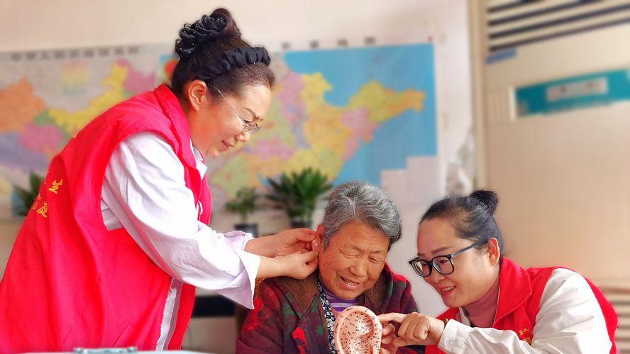 桓台县：家庭医生送健康到家