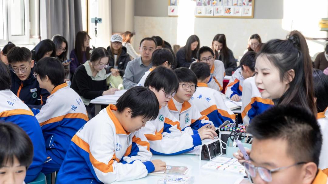 鄂尔多斯市一中伊金霍洛分校美术分会场：“尚美艺术”引领美术课堂转型新实践