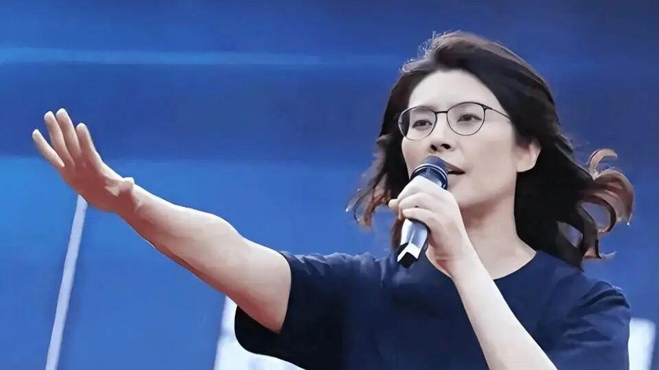 高喊“我是中国人”，郑丽文当选藏有三颗雷，统一还远吗？