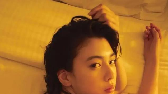 天使容颜，魔鬼身材—一≡吉菜花最新艺术出演