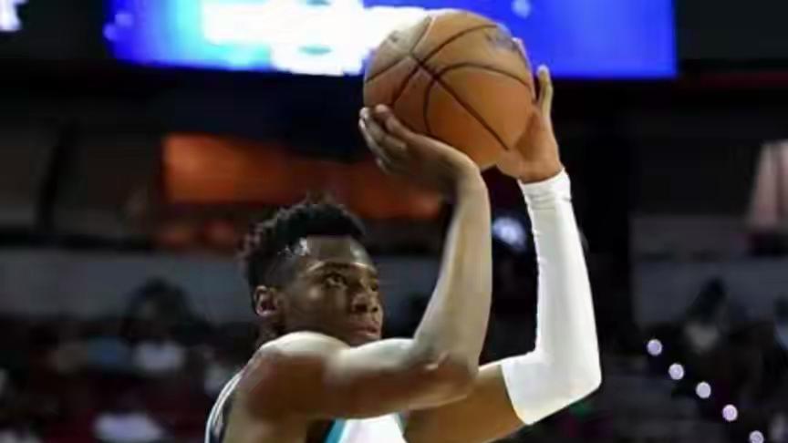 唐斯19分10篮板3助 NBA杯赛尼克斯101-129轻取黄蜂