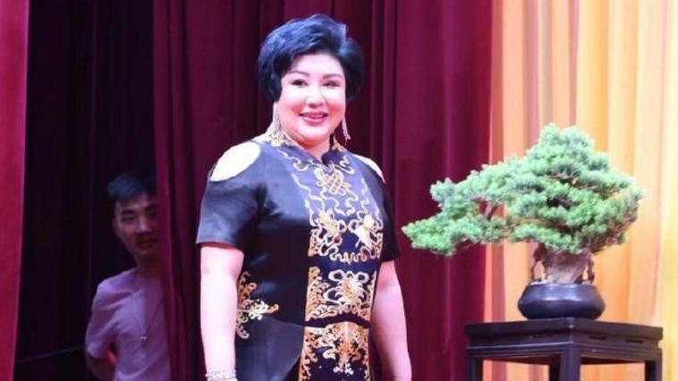 郭德纲背后的女人王惠，从曲艺名角到德云掌门人的双面人生