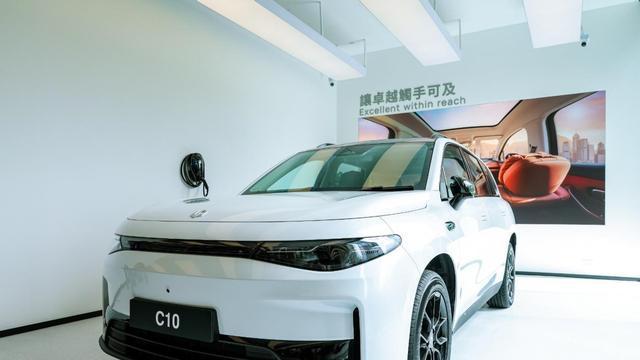 开启全新篇章，零跑全球第1500门店登陆香港，全球布局再添一子！