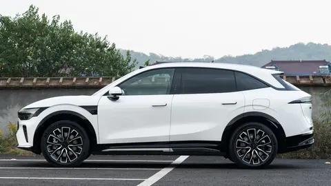 豪华家庭SUV新标杆：极氪7X 103kWh后驱版实力解析