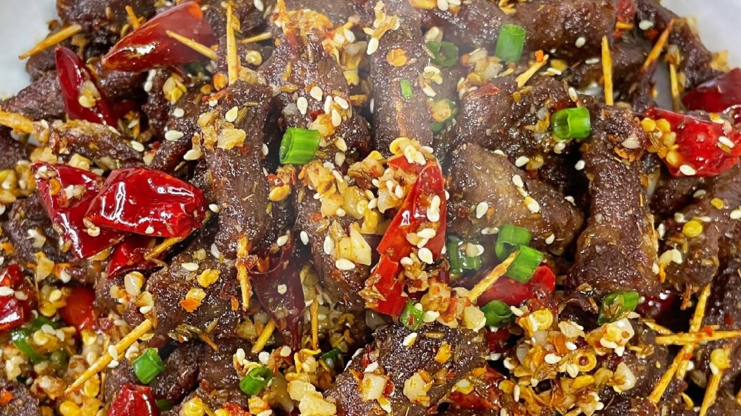 追剧必囤！在家做牙签牛肉，香到舔手指