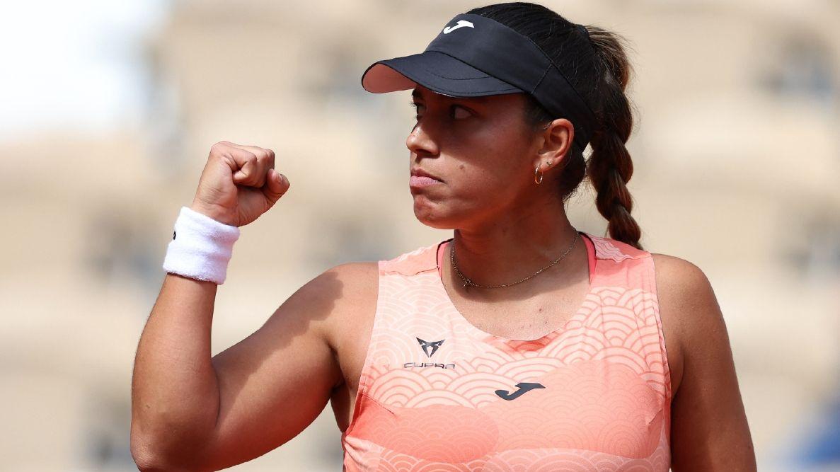 法网刚刚结束四场比赛，爆出一个冷门，王欣瑜逆转失败一轮游