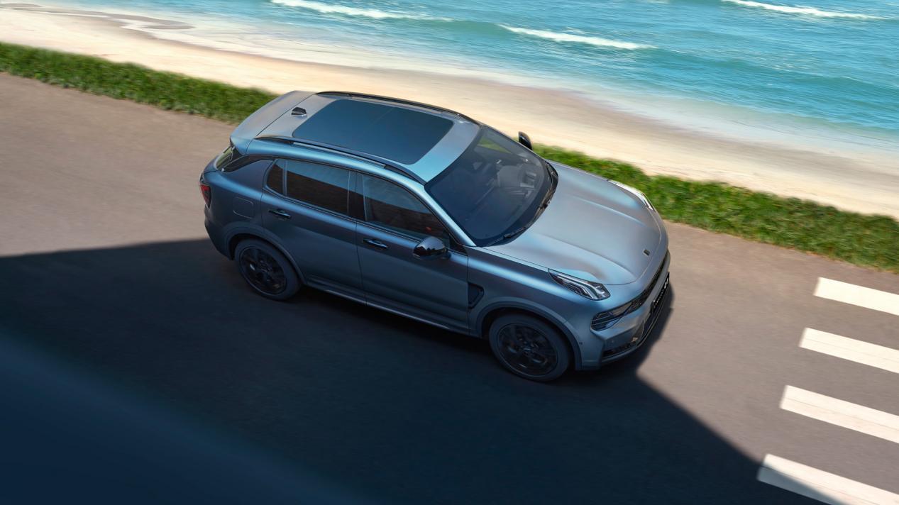 年轻人的第一台高品质SUV，从11.98万起的领克01焕新版开始