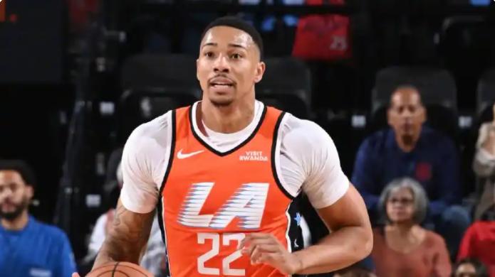 伦纳德因伤缺阵+比尔赛季报销，哈登再次成苦命人？