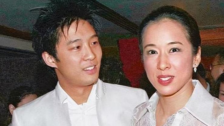 港媒曝霍启山新恋情！爱上杭州女生为爱两地往返，朱玲玲却不看好