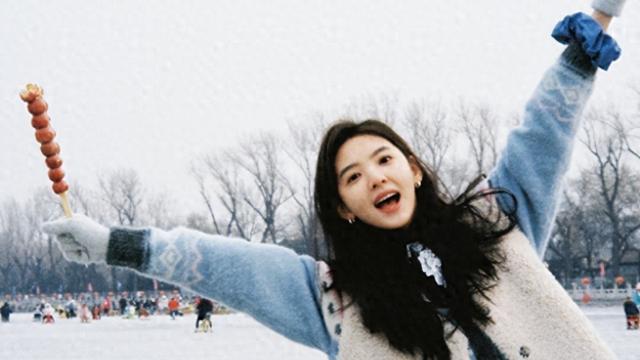 拍戏9年买不起房，扶弟魔章若楠独自养家