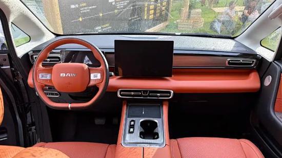 提供多种动力 北汽锐胜M8将于11月5日预售