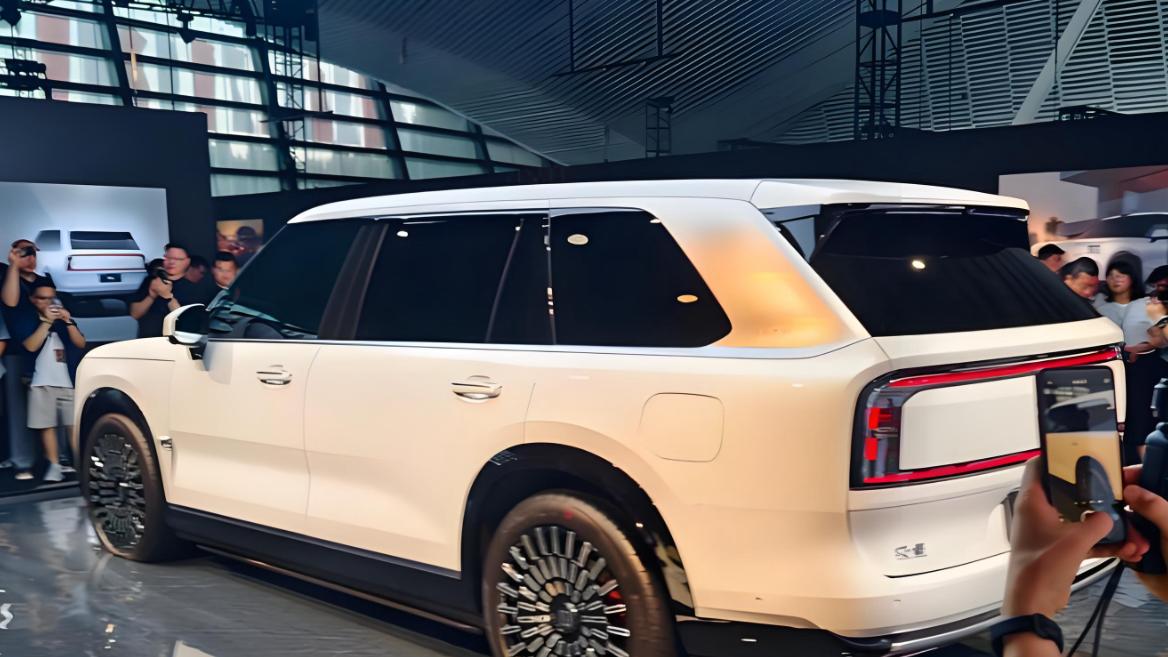 选择9系豪华SUV的关键，你是追求极致经济还是性能体验优先