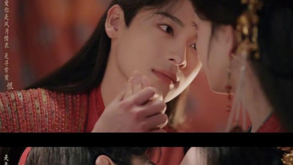 《照镜辞》大婚吻炸上热搜：扶微一句“今晚夜色如何”，李晏一句“甚好”把观众亲到缺氧！