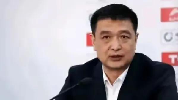 与闵鹿蕾不同，王世龙下课原因有些牵强，接下来谁会接棒！