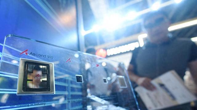 撤回通话安排，特朗普发起报复，中方捅破窗户纸，对美从不抱幻想