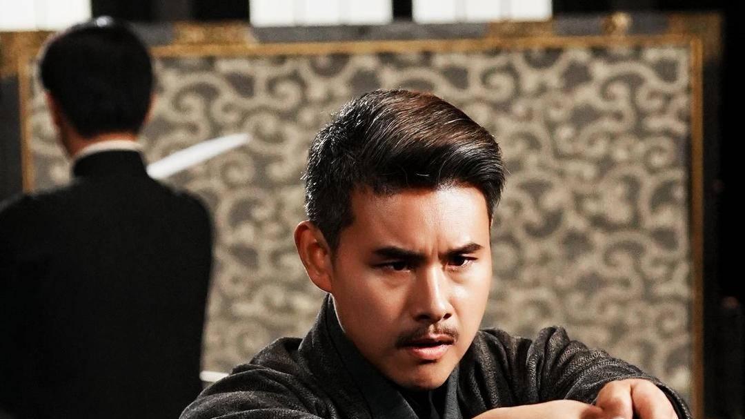 短剧《叶问》全网热映中 姚雨鑫诠释反派刀中不二