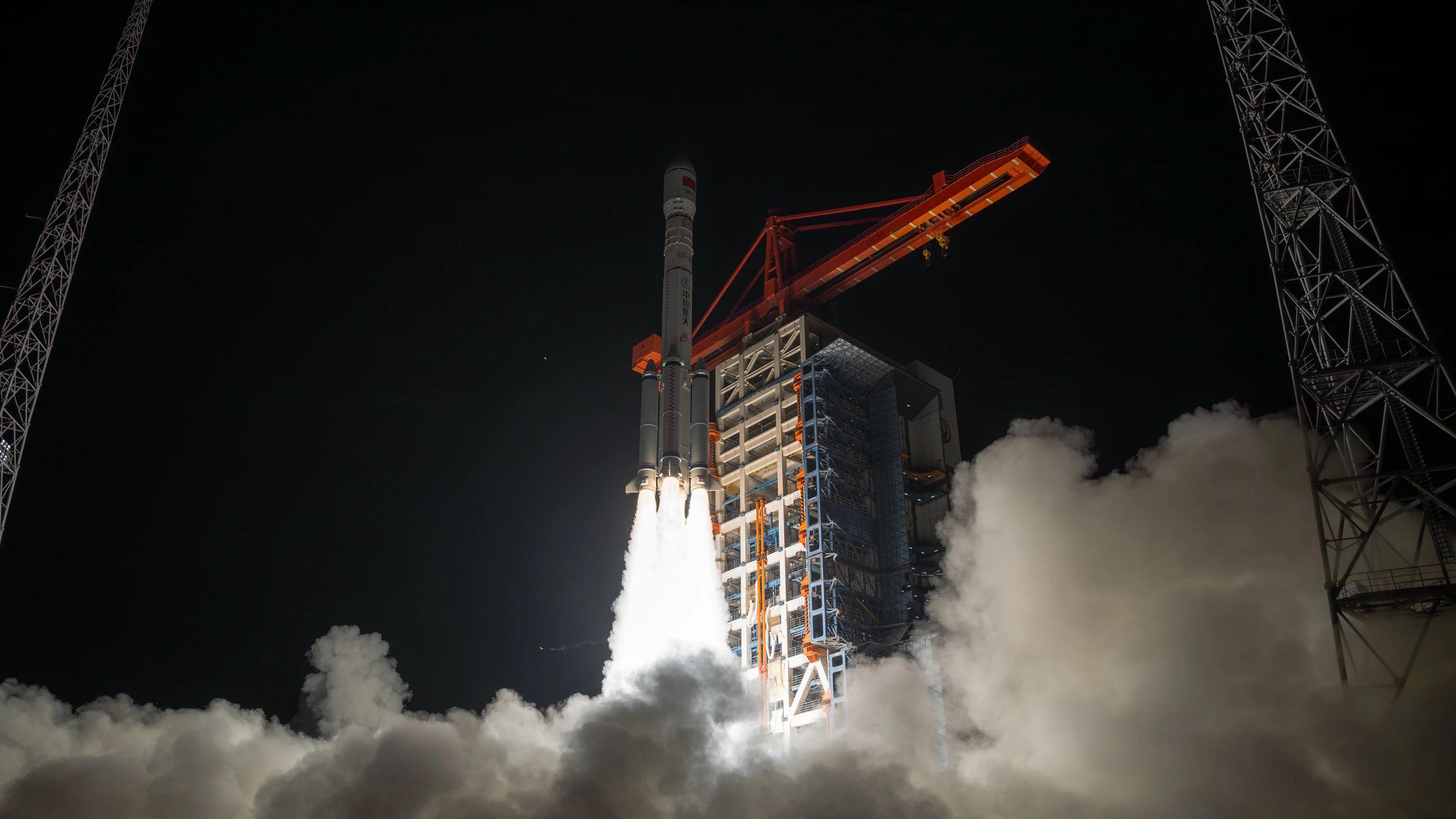 AI上太空！中国发射三体星座，科技巨头全球竞逐
