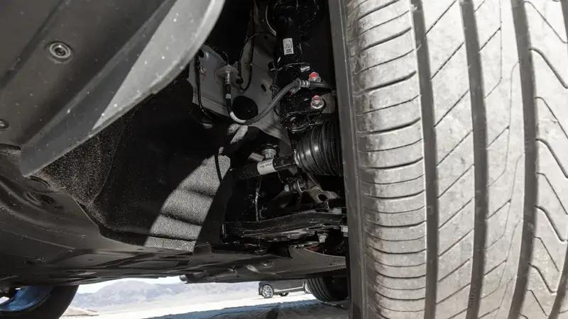 山海T1“放大招”！续航1300km，仅售12.98万，剑指坦克300