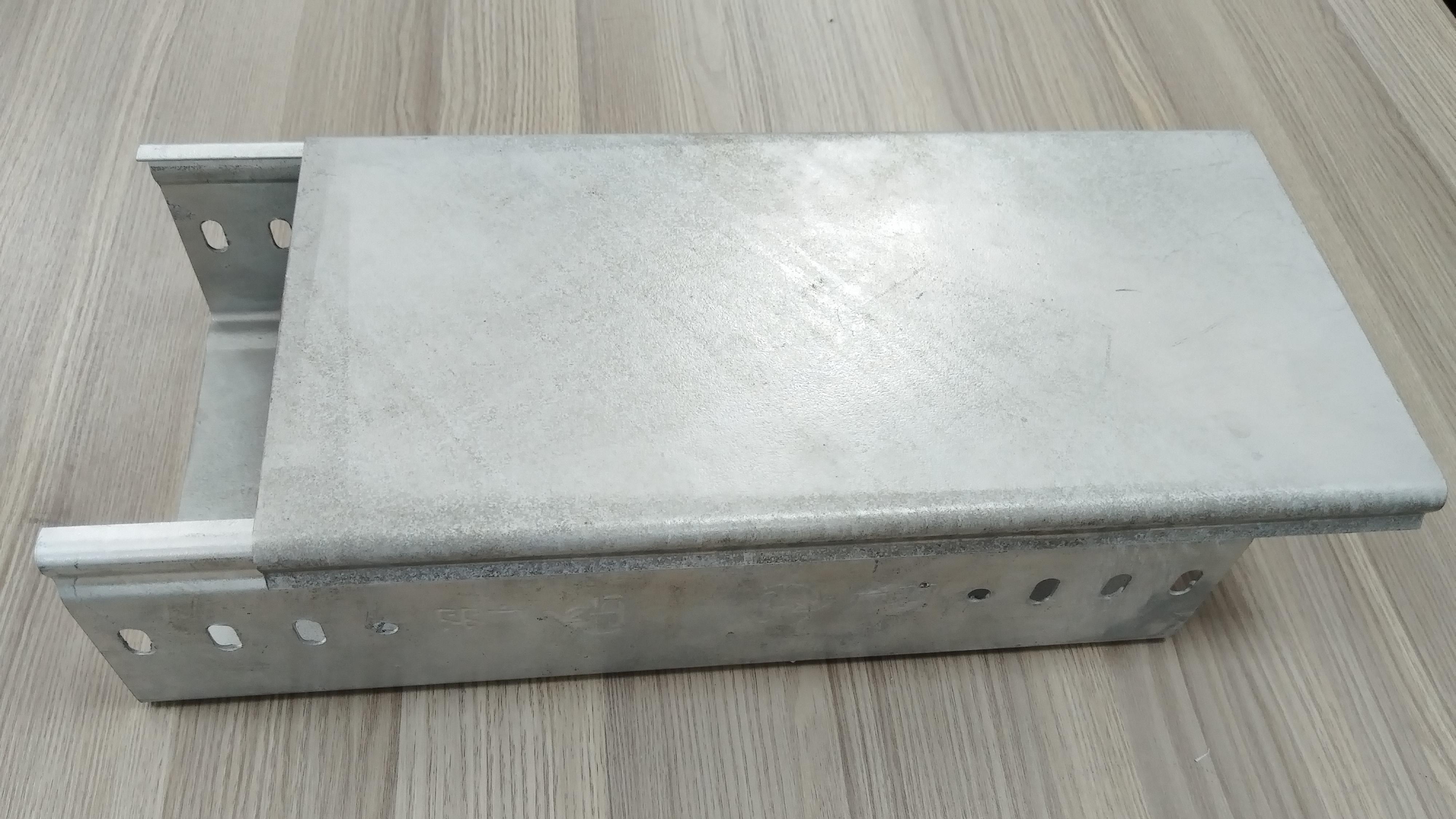 热镀锌网格桥架在沿海地区的使用寿命有多长？