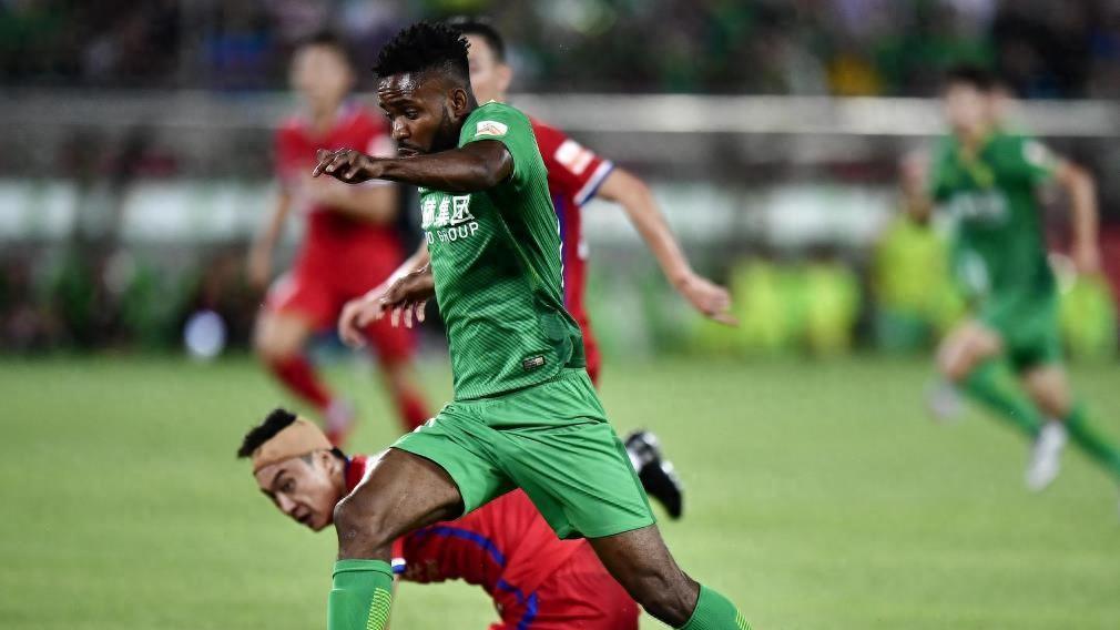 国安新赛季前场竞争激烈，杨立瑜都为此成替补，未来急需努力